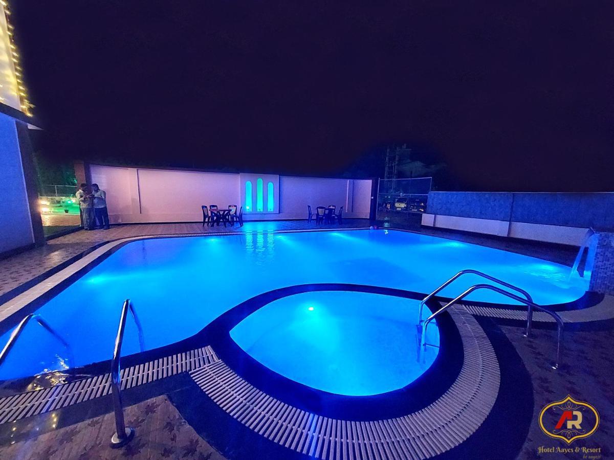 Hotel Aayes And Resort Shānti Niketan Eksteriør bilde